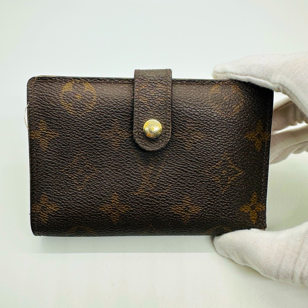 Louis Vuitton Monogram gold kisslock Wallet